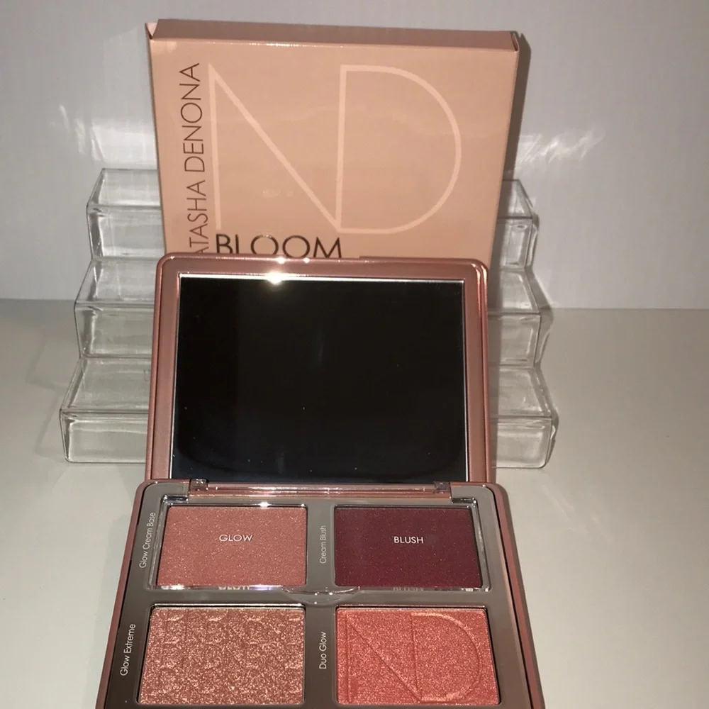 NATASHA DENONA Bloom Face Glow Palette NEW